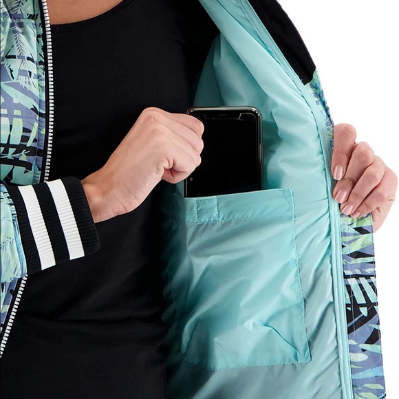 Obermeyer Women’s Insulator Paige Down Jacket - Picture 4 of 9